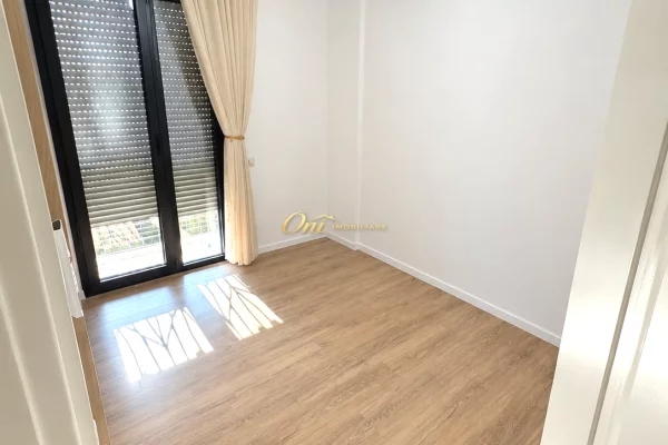 Shtepi me qera Apartament ne Tirane, 2+1, Mobilimi E mobiluar, Pagesa 85,000  Leke.