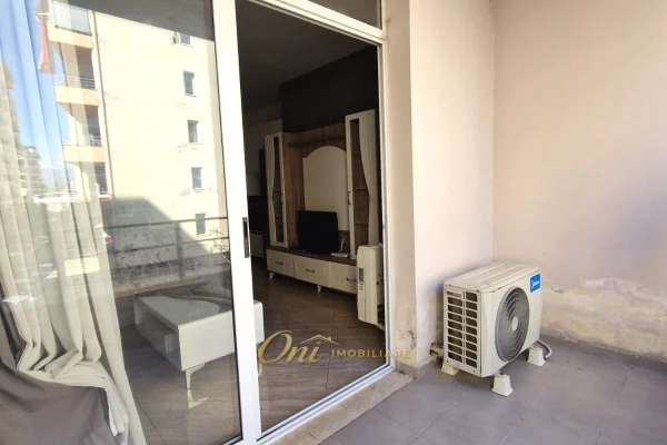 Shtepi ne shitje Apartament ne Tirane, 2+1, Mobilimi E mobiluar, Pagesa 16,500,000  Leke.
