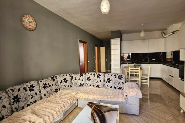 Shtepi ne shitje 2+1 ne Tirane - 16,500,000 Leke
