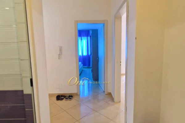 Shtepi me qera Apartament ne Tirane, 2+1, Mobilimi Bosh, pa mobiluar, Pagesa 38,000  Leke.