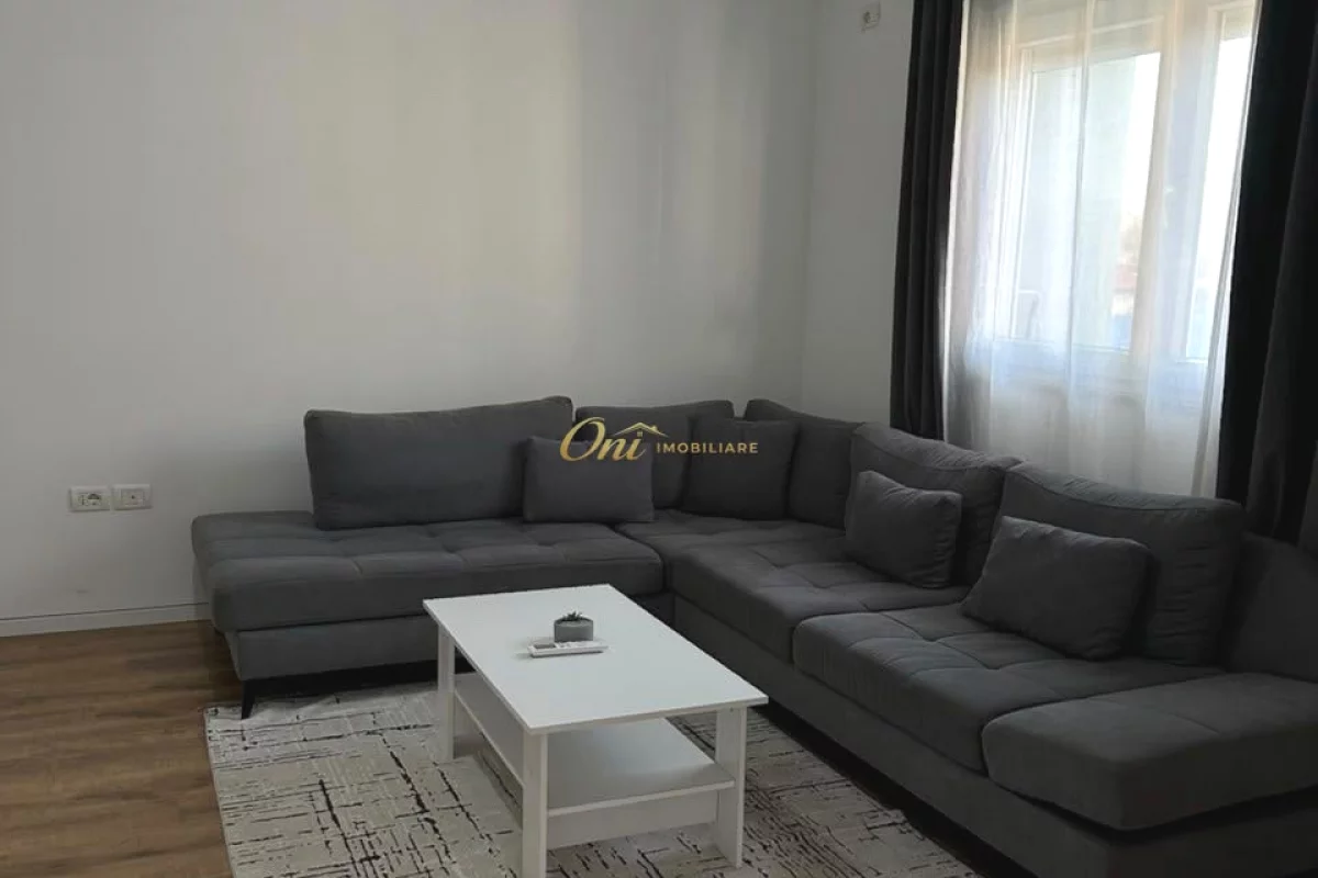 Shtepi me qera Apartament ne Tirane, 2+1, Mobilimi E mobiluar, Pagesa 60,000  Leke.