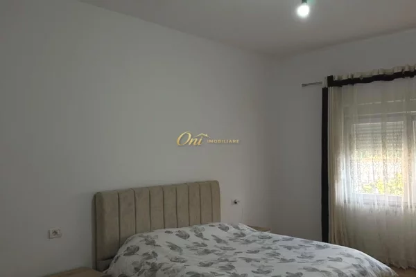 Shtepi me qera Apartament ne Tirane, 2+1, Mobilimi E mobiluar, Pagesa 60,000  Leke.