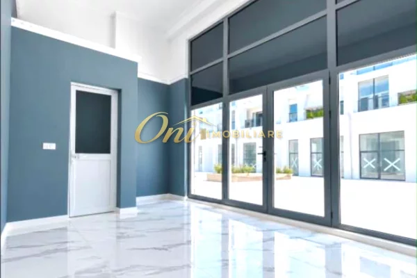 Ambiente Commerciale in Affitto 1+1 a Tirana - 35,000 Leke