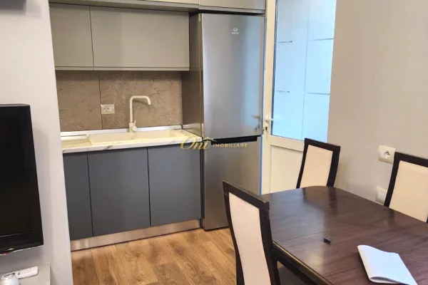 Shtepi me qera Apartament ne Tirane, 1+1, Mobilimi E mobiluar, Pagesa 60,000  Leke.