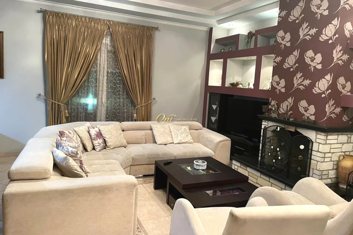 Shtepi me qera Apartament ne Tirane, 3+1, Mobilimi E mobiluar, Pagesa 80,000  Leke.