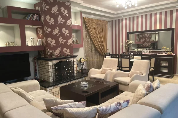 Shtepi me qera Apartament ne Tirane, 3+1, Mobilimi E mobiluar, Pagesa 80,000  Leke.