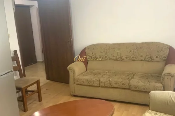 Shtepi me qera 1+1 ne Tirane - 40,000 Leke