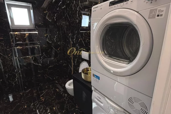 Shtepi me qera Apartament ne Tirane, 4+1, Mobilimi E mobiluar, Pagesa 225,000  Leke.