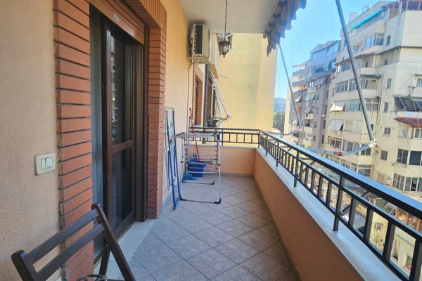 Shtepi me qera Apartament ne Tirane, 1+1, Mobilimi E mobiluar, Pagesa 55,000  Leke.