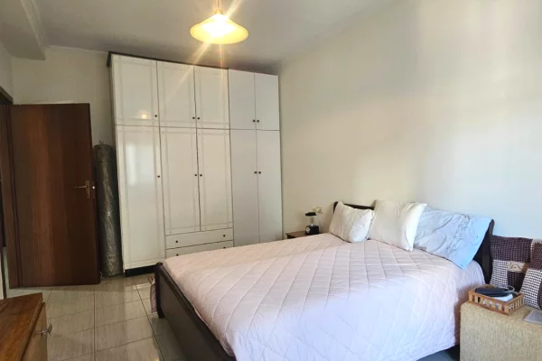 Shtepi me qera Apartament ne Tirane, 1+1, Mobilimi E mobiluar, Pagesa 55,000  Leke.
