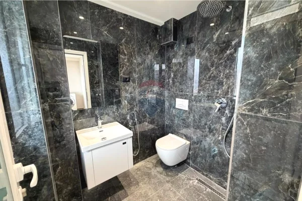 Shtepi me qera Apartament ne Tirane, 2+1, Mobilimi E mobiluar, Pagesa 50,000  Leke.
