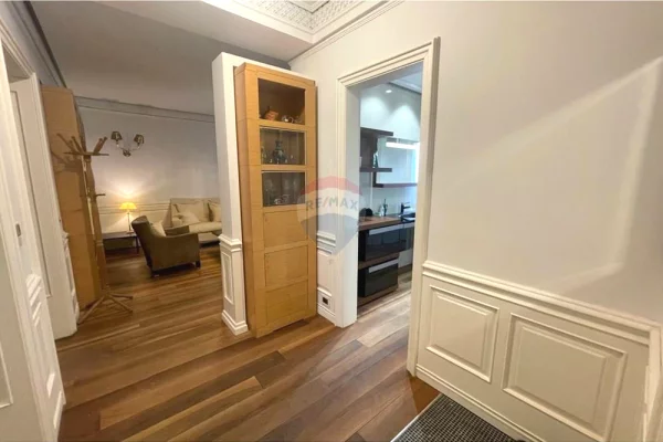 Shtepi me qera Apartament ne Tirane, 2+1, Mobilimi E mobiluar, Pagesa 70,000  Leke.