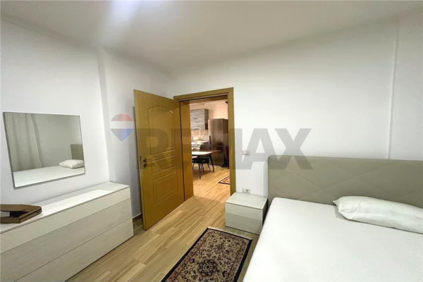 Shtepi me qera Apartament ne Tirane, 2+1, Mobilimi E mobiluar, Pagesa 600  Euro.