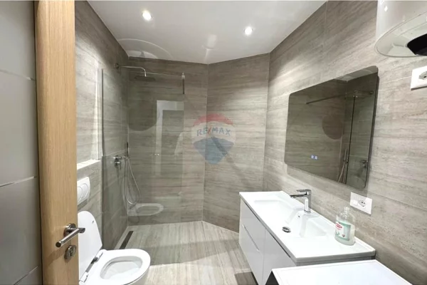 Shtepi me qera 1+1 ne Tirane - 550 Euro