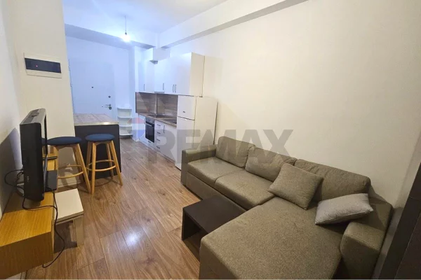 Shtepi me qera Apartament ne Tirane, Garsoniere, Mobilimi E mobiluar, Pagesa 33,000  Leke.
