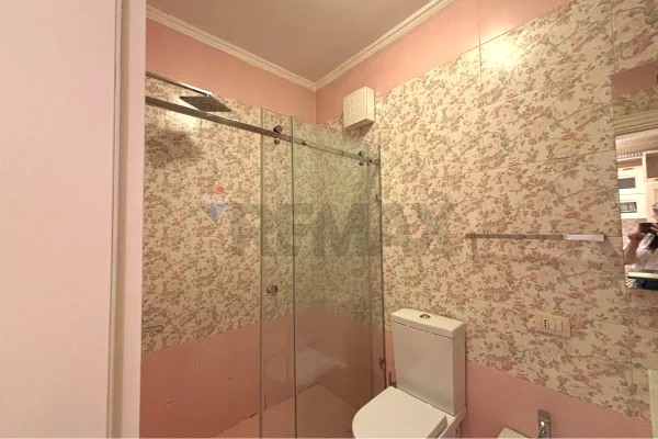 Shtepi me qera Apartament ne Tirane, 1+1, Mobilimi E mobiluar, Pagesa 55,000  Leke.