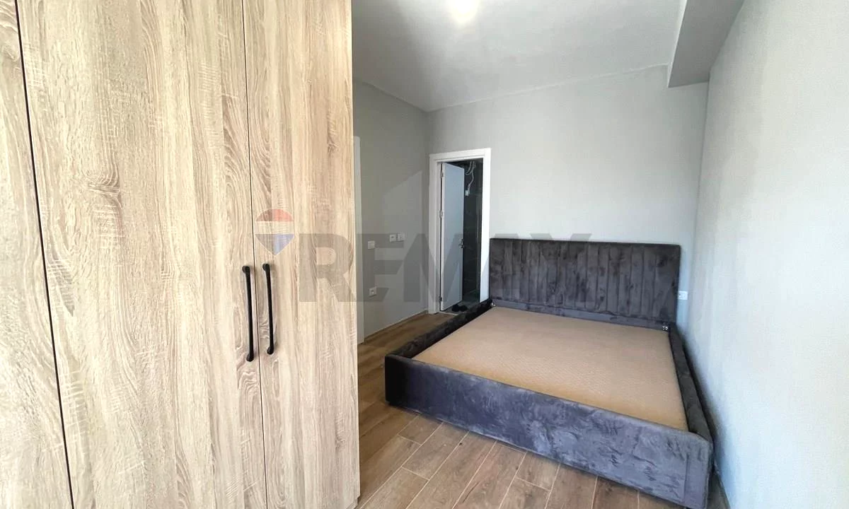 Shtepi me qera Apartament ne Tirane, 3+1, Mobilimi E mobiluar, Pagesa 55,000  Leke.