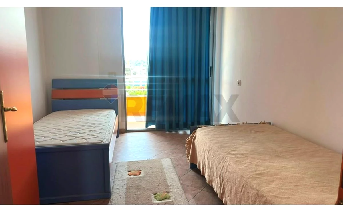Shtepi me qera Apartament ne Tirane, 2+1, Mobilimi E mobiluar, Pagesa 65,000  Leke.