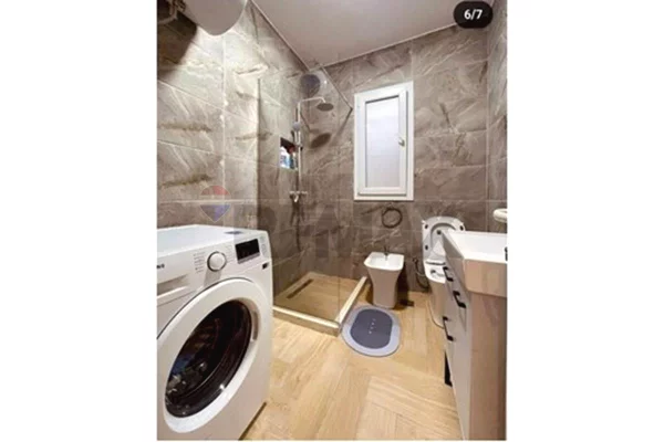 Shtepi me qera Apartament ne Tirane, 2+1, Mobilimi E mobiluar, Pagesa 73,000  Leke.