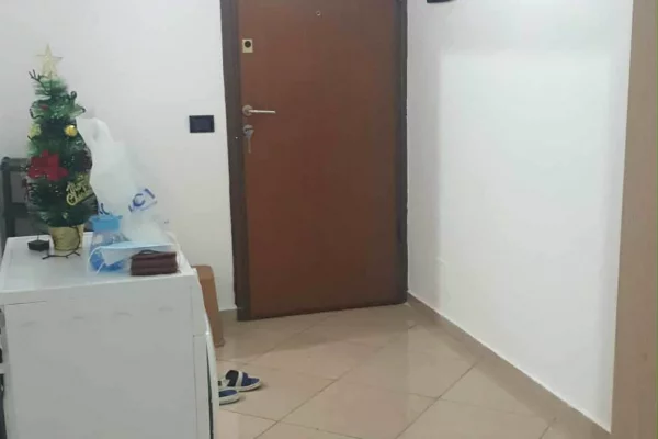 Shtepi me qera Apartament ne Tirane, 2+1, Mobilimi E mobiluar, Pagesa 450  Euro.