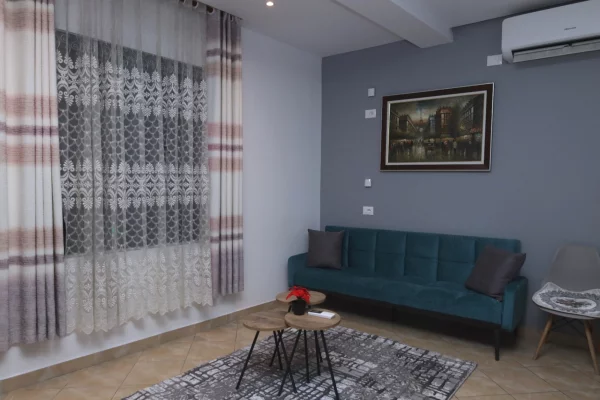 Shtepi ne shitje Shtepi Private ne Tirane, 1+1, Mobilimi E mobiluar, Pagesa 220,000  Euro.