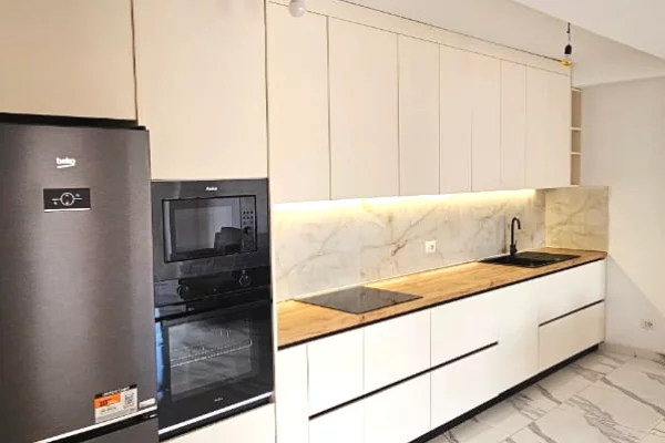 Shtepi me qera Apartament ne Tirane, 2+1, Mobilimi E mobiluar, Pagesa 50,000  Leke.