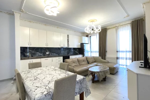 Shtepi me qera Apartament ne Tirane, 2+1, Mobilimi E mobiluar, Pagesa 80,000  Leke.