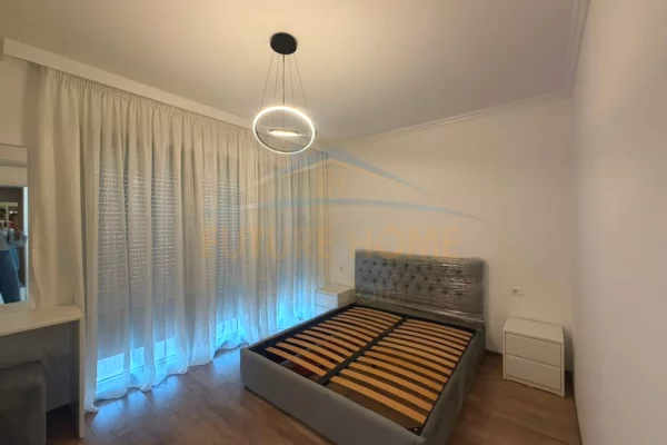 Shtepi me qera Apartament ne Tirane, 1+1, Mobilimi E mobiluar, Pagesa 650  Euro.
