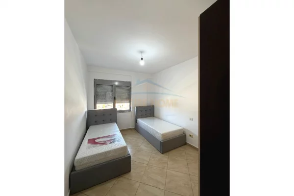 Shtepi me qera Apartament ne Tirane, 2+1, Mobilimi E mobiluar, Pagesa 550  Euro.