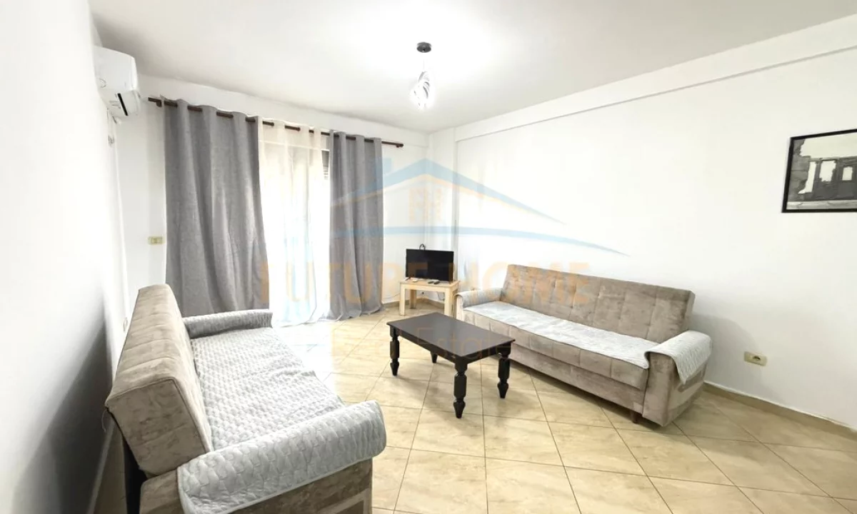 Shtepi me qera Apartament ne Tirane, 2+1, Mobilimi E mobiluar, Pagesa 550  Euro.