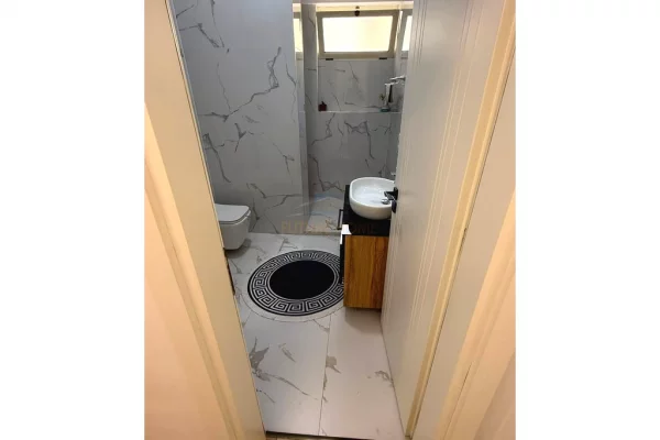 Shtepi me qera Apartament ne Tirane, 1+1, Mobilimi E mobiluar, Pagesa 650  Euro.