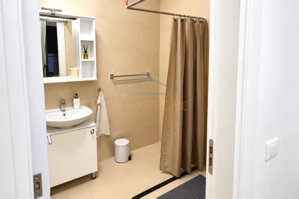 Shtepi me qera Apartament ne Tirane, 2+1, Mobilimi E mobiluar, Pagesa 100,000  Leke.