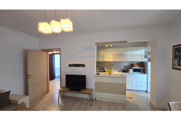 Shtepi me qera Apartament ne Tirane, 1+1, Mobilimi E mobiluar, Pagesa 55,000  Leke.