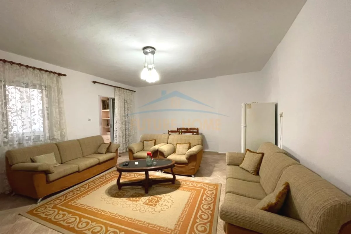 Shtepi me qera Apartament ne Tirane, 2+1, Mobilimi E mobiluar, Pagesa 55,000  Leke.