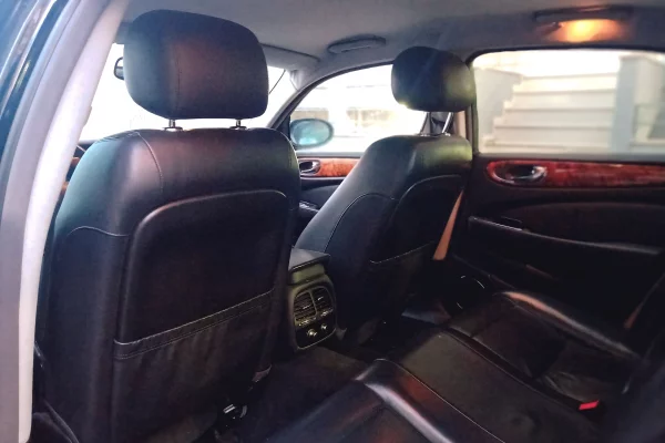 Cars for sale in Durres, Jaguar, 2005 Benzine,Kambio Automatik Payment 8,500  Euro.