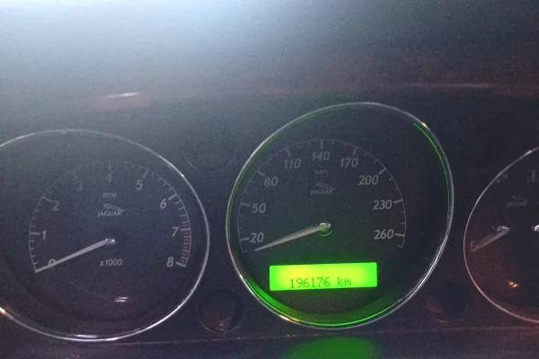 Cars for sale in Durres, Jaguar, 2005 Benzine,Kambio Automatik Payment 8,500  Euro.