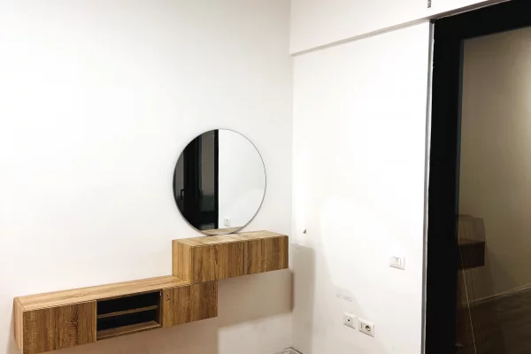 Shtepi me qera Apartament ne Tirane, 2+1, Mobilimi E mobiluar, Pagesa 68,000  Leke.