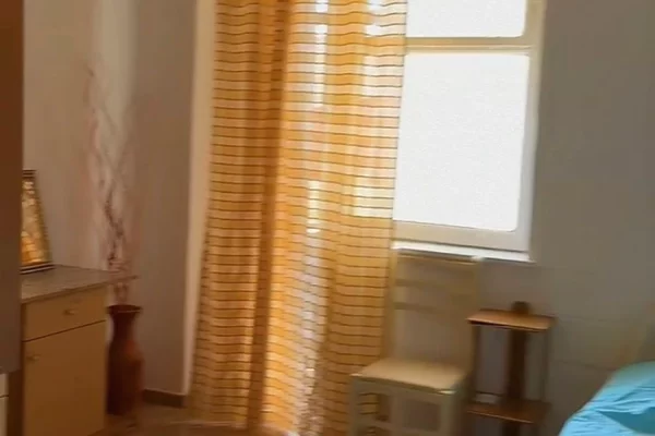 Shtepi me qera 3+1 ne Tirane - 15,000 Leke