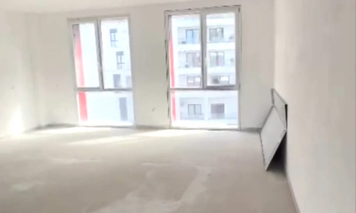 🏢✨ Jepet me qira Ambient per Zyra – Tek Farmacia 10 (prane Unazes se Vogel)