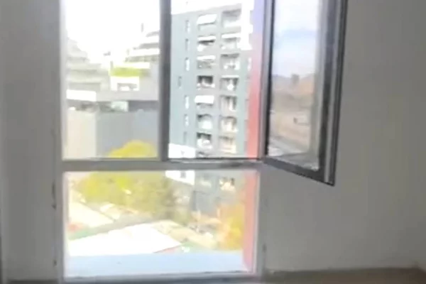 Ambient biznesi me qera 3+1 ne Tirane - 82,000 Leke