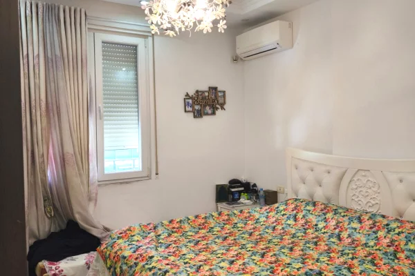 Shtepi ne shitje Apartament ne Tirane, 2+1, Mobilimi E mobiluar, Pagesa 220,000  Euro.