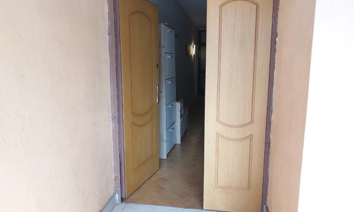 Shtepi me qera Apartament ne Tirane, 1+1, Mobilimi E mobiluar, Pagesa 600  Euro.