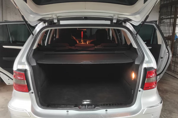 Auto in Vendita a Tirana, Mercedes-Benz, 2006 Diesel,Kambio Automatik Pagamento 2,750  Euro.