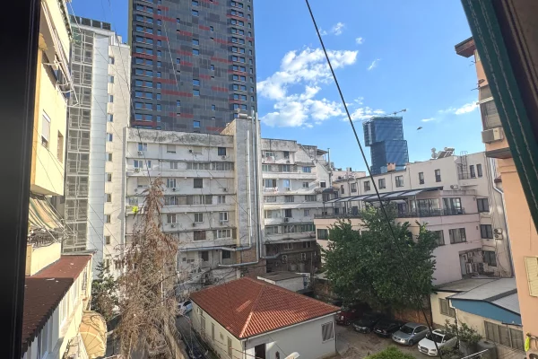 Shtepi ne shitje 2+1 ne Tirane - 310,000 Euro