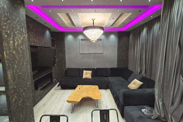 Shtepi ne shitje Apartament ne Tirane, 2+1, Mobilimi E mobiluar, Pagesa 180,000  Euro.