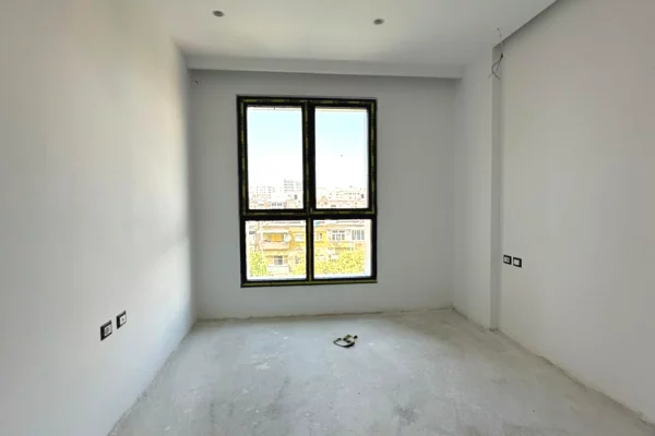 Shtepi ne shitje Apartament ne Tirane, 2+1, Mobilimi Bosh, pa mobiluar, Pagesa 385,000  Euro.
