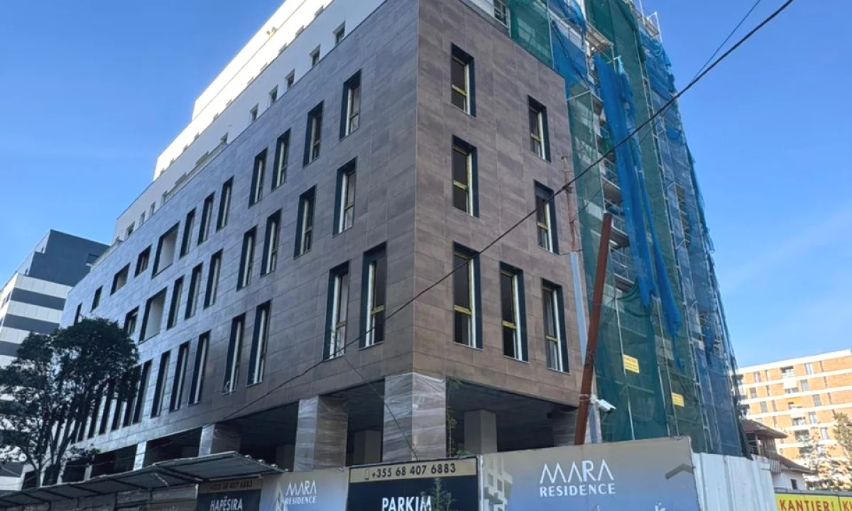 Shtepi ne shitje Apartament ne Tirane, 2+1, Mobilimi Bosh, pa mobiluar, Pagesa 263,000  Euro.