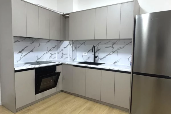 Shtepi me qera Apartament ne Tirane, 2+1, Mobilimi E mobiluar, Pagesa 550  Euro.