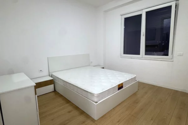 Shtepi me qera Apartament ne Tirane, 2+1, Mobilimi E mobiluar, Pagesa 550  Euro.