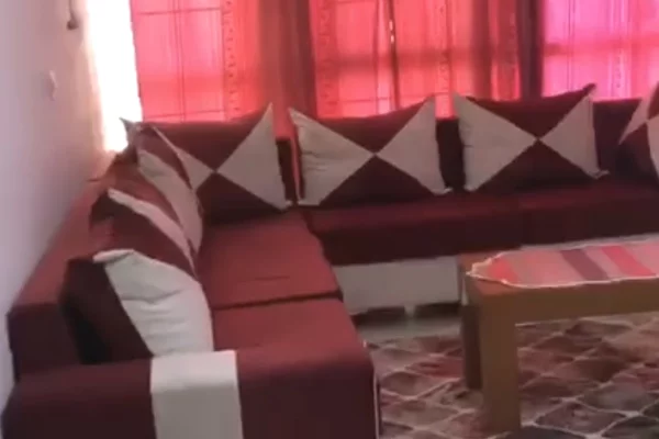 Apartament me qera 1+1 Astir mbrapa Artistit 